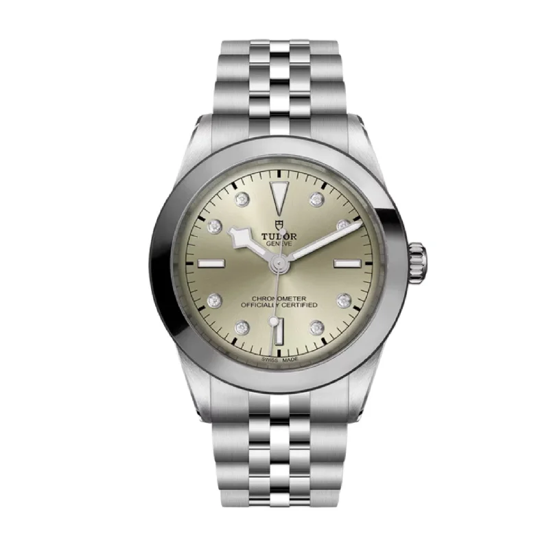 Tudor Watches: Iconic Models for the Modern Collector –Tudor Black Bay 39 | Stainless steel bracelet | Light Champagne-color Diamond Dial | Men's Watch ref. M79660-0006