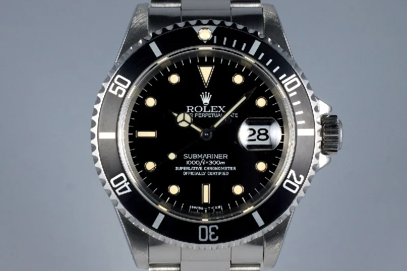 Find Your Perfect Rolex Watch for Every Moment –1995 Rolex Submariner 16610