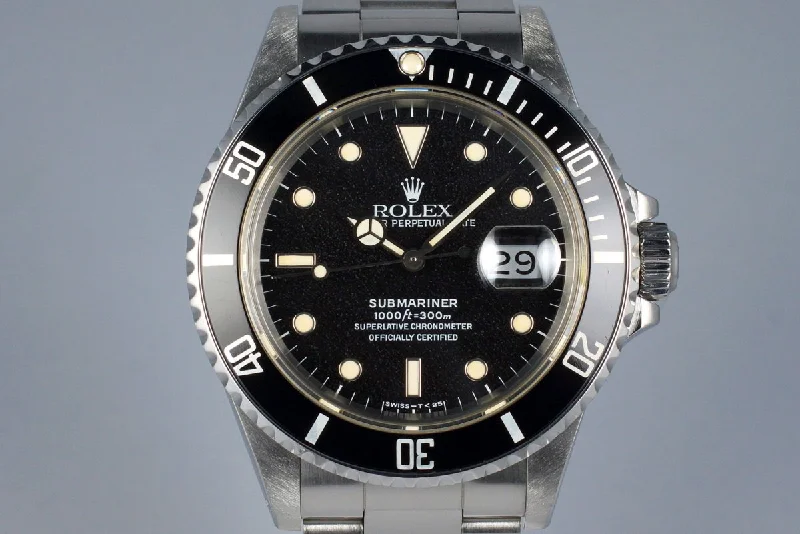 Shop Rolex Watches for Ultimate Style –1988 Rolex Submariner 168000