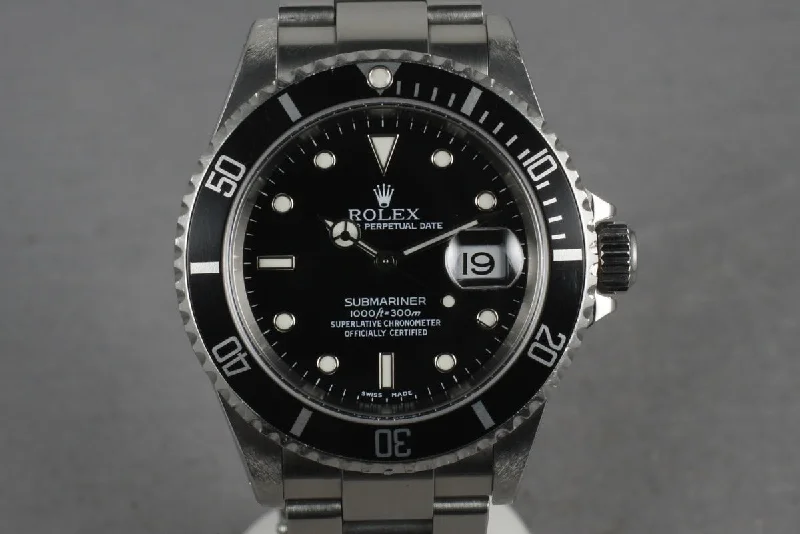 Discover the Ultimate Rolex Watch Collection –2001 Rolex Submariner 16610 with Box and Papers