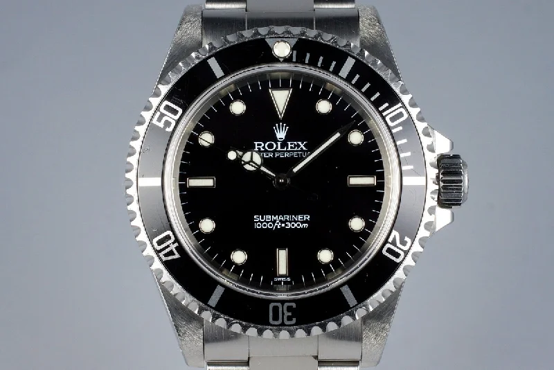 Rolex Watches: Luxury and Precision Combined –1999 Rolex Submariner 14060