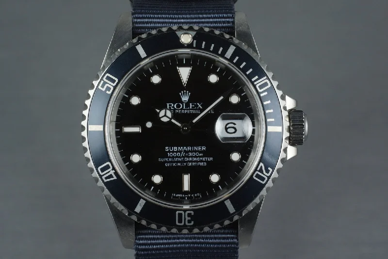 Discover Iconic Rolex Timepieces with Unmatched Craftsmanship –1991 Rolex Submariner 16610 with Navy Faded Bezel