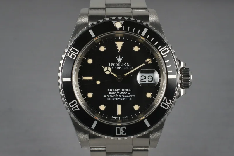 Discover the World of Rolex Watches –1988 Rolex Submariner 16610