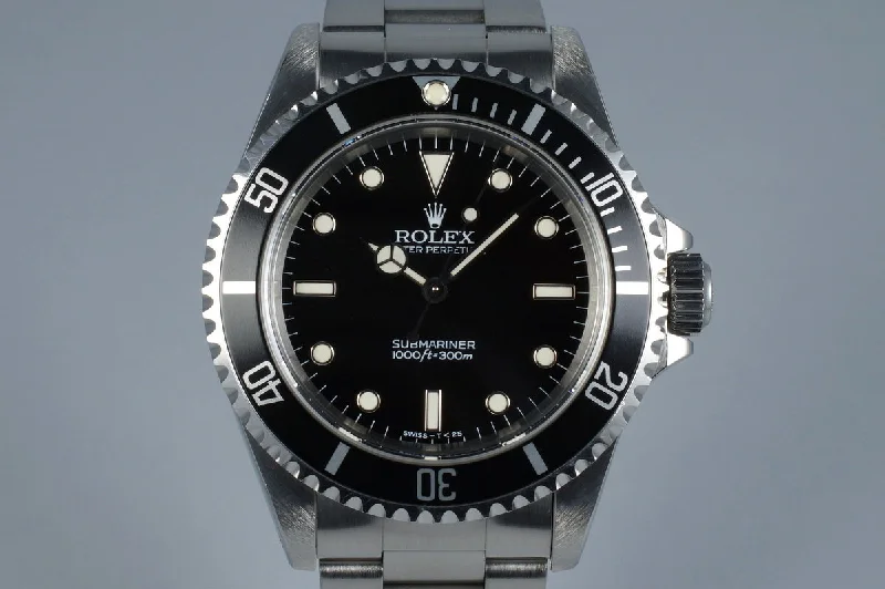 Rolex Watches: Masterpieces of Swiss Craftsmanship –1995 Rolex Submariner 14060