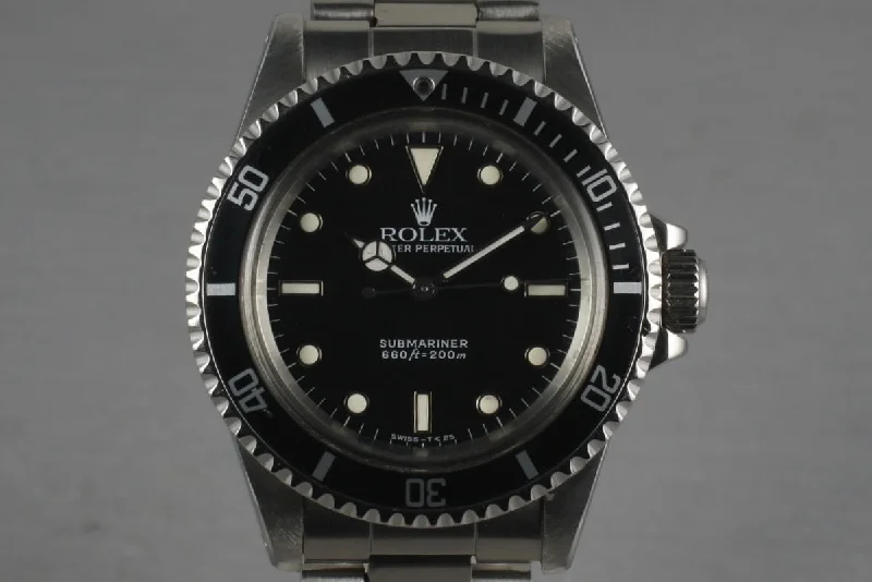 Discover Iconic Rolex Timepieces –1987 Rolex Submariner 5513 with Box and Papers