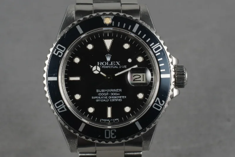 Shop Rolex Watches for Lasting Value –1986 Rolex Submariner 16800