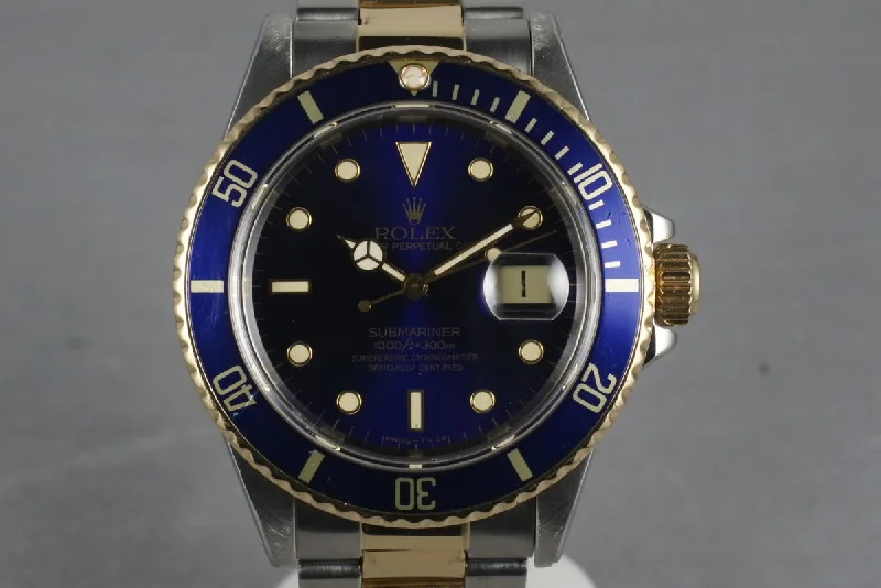 Find Exclusive Rolex Watches –1988 Rolex Submariner 18K/SS Blue Dial 16803