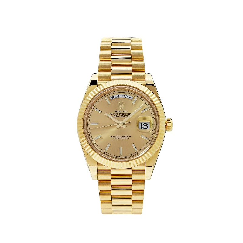 Find Rolex Watches That Fit Your Style –Rolex Day-Date 40 Yellow Gold Champagne Dial 228238 (2023)