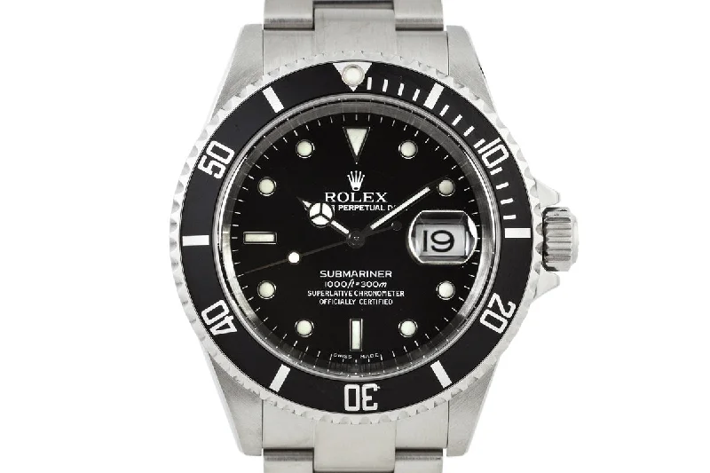 Explore Rolex Watches with Style and Precision –2004 Rolex Submariner 16610