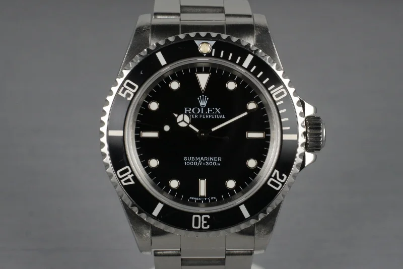 Shop Rolex Watches with Legendary Craftsmanship –1995 Rolex Submariner 14060