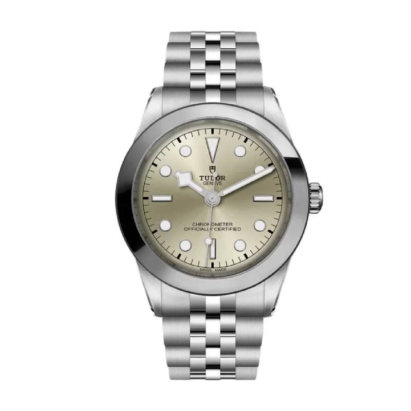 Shop Tudor Watches for Ultimate Performance –Tudor Black Bay 39 | Stainless steel bracelet | Light champagne-color Dial | Men's Watch ref. M79660-0003