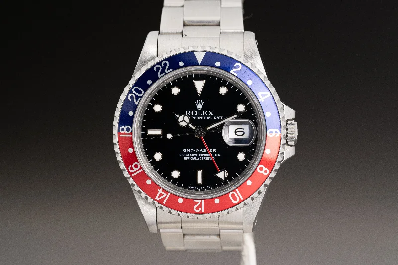 Explore Rolex Watches for Timeless Charm –1993 Rolex GMT Master 16700 Pepsi Insert Tritium Hands & Lume Plots